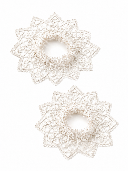 Cuffs M04