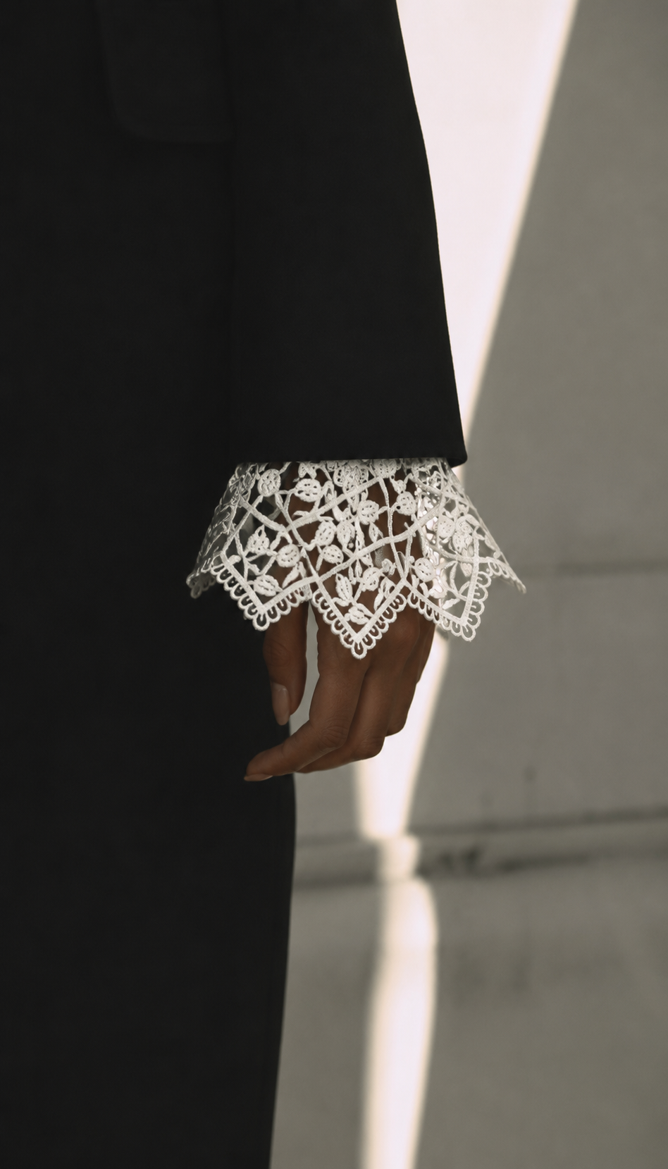 Cuffs M04